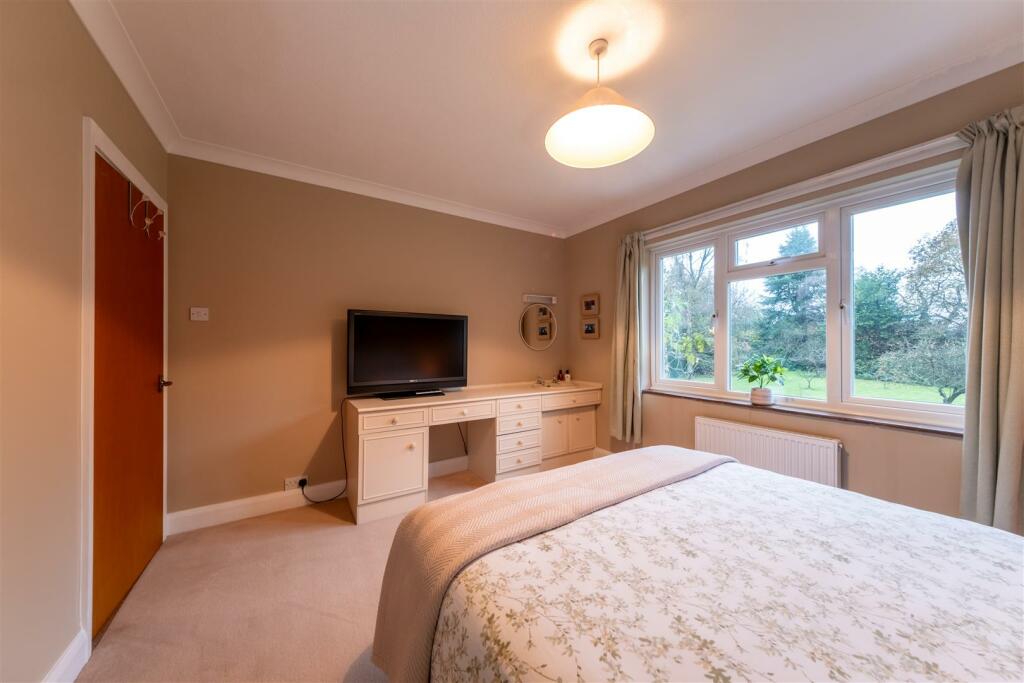 Additional image 41 of Rosslyn Lane, Cuddington