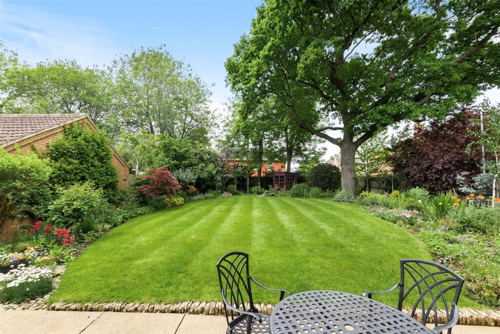 Additional image 15 of Burberry Grove, Balsall Common, CV7