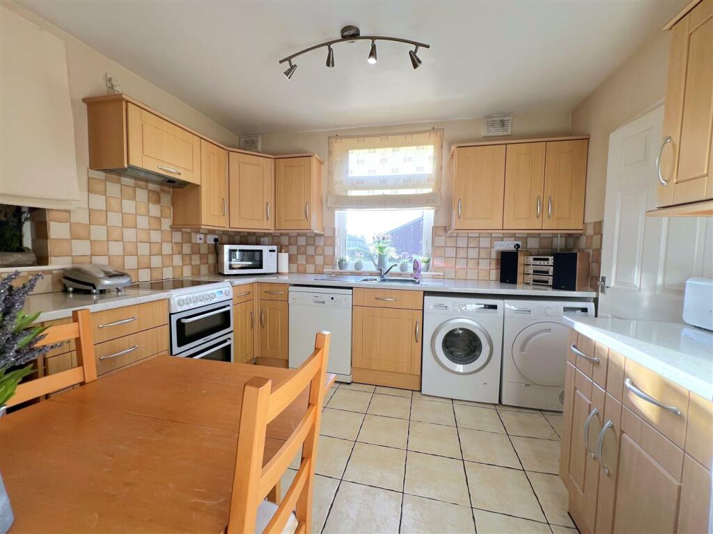 Additional image 8 of All Saints Road, Warwick