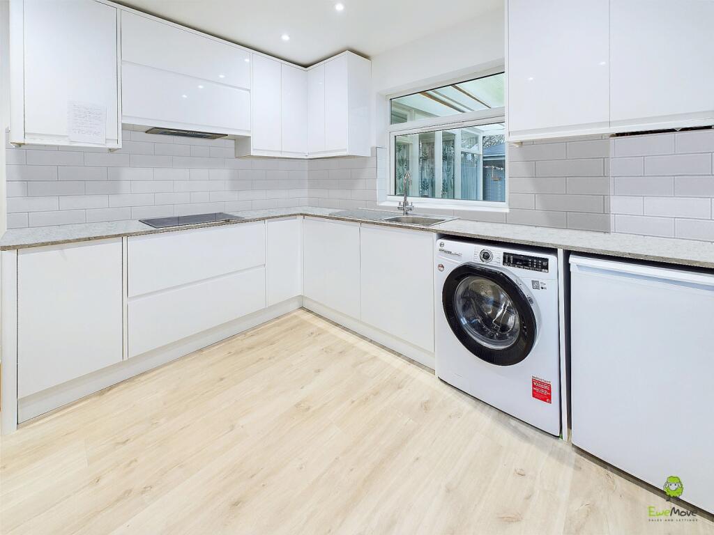 Additional image 9 of Long Lane, Bexleyheath, Kent, DA7