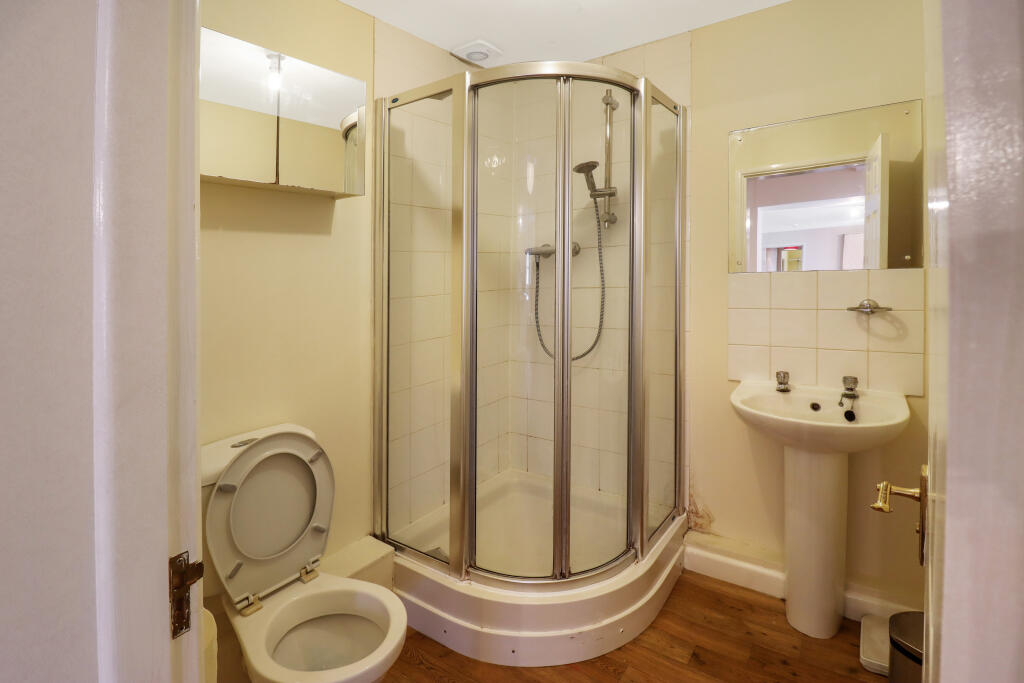 Additional image 5 of Flat 1, 21 Clemens Street, Leamington Spa