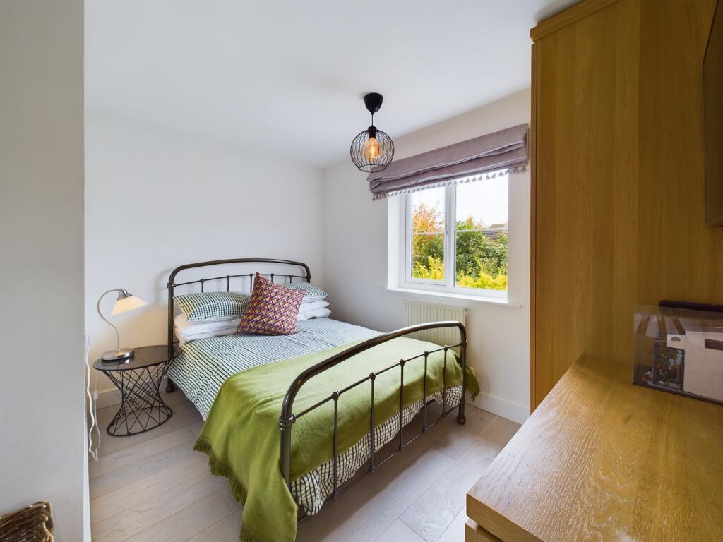 Additional image 16 of Persian Close, City Point