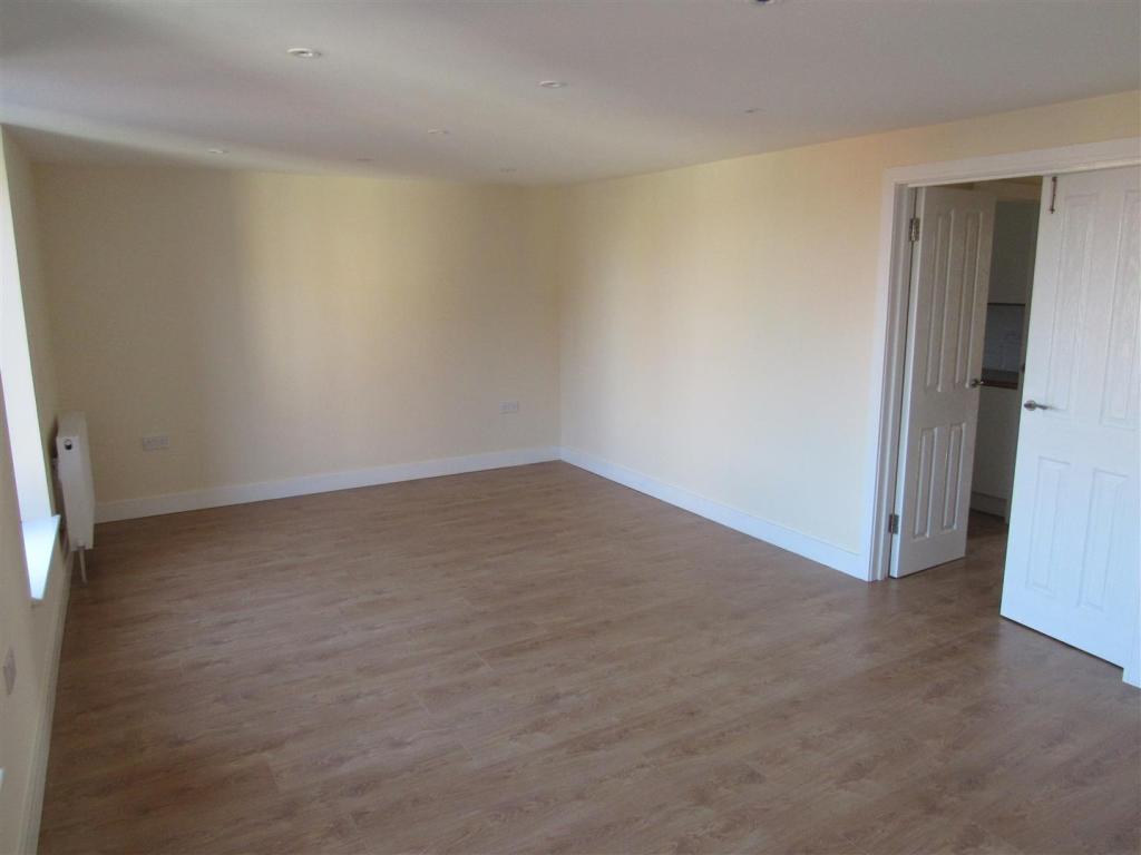 Additional image 27 of High Street, Herne Bay