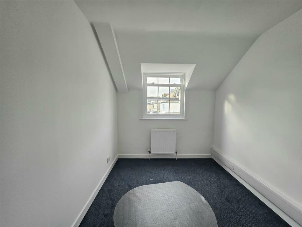 Additional image 7 of 1 Lord Street, Gravesend
