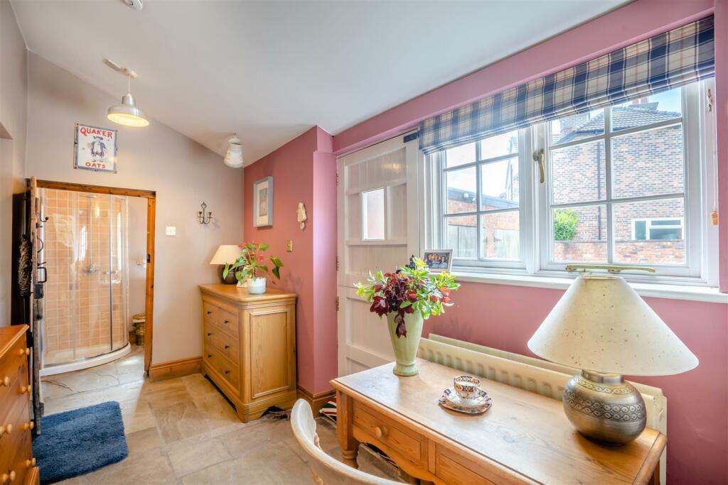 Additional image 17 of A spectacular opportunity to own a Georgian Grade II listed detached property in the heart of the village
