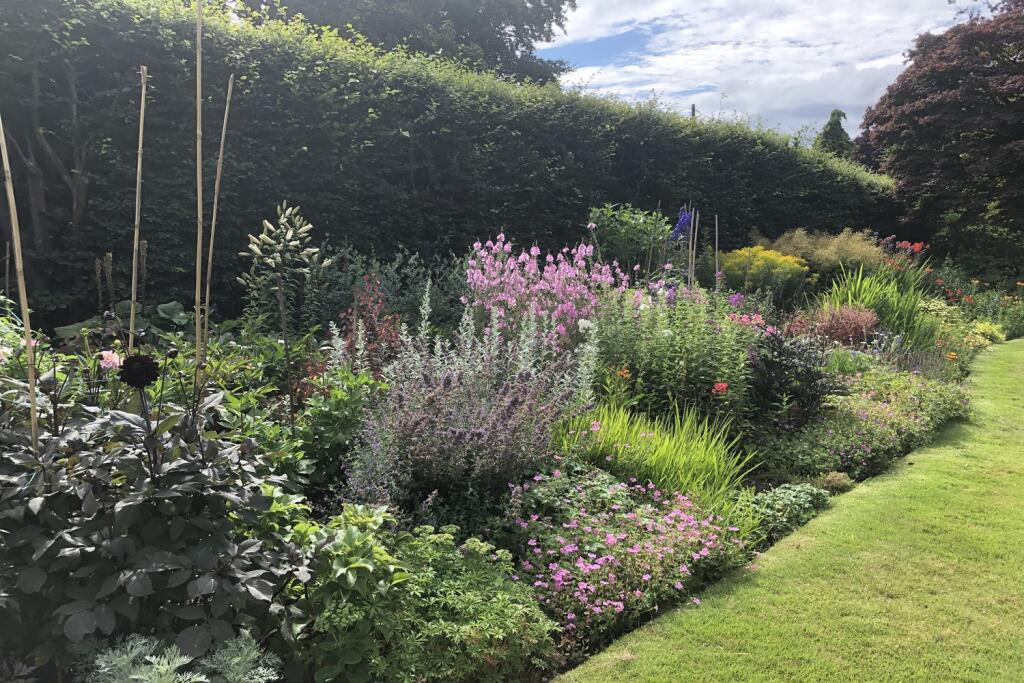 Additional image 24 of Sandiway village set in 0.63 acre