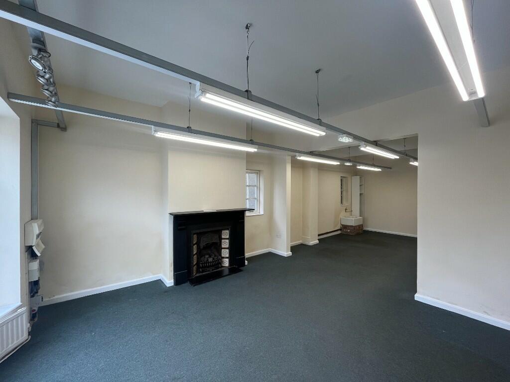 Additional image 4 of 38, London Road, CW4