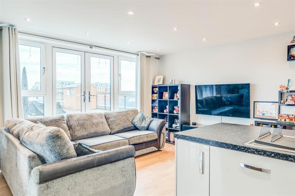 Additional image 14 of Shackleton Drive, Dartford