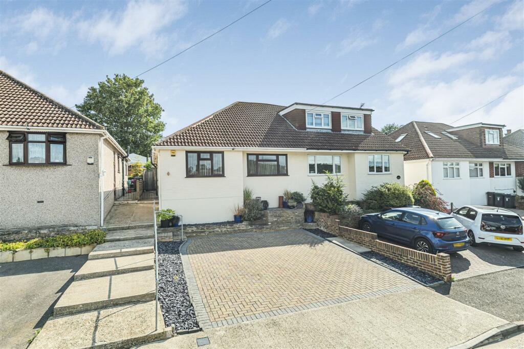 Additional image 20 of Castlefields, Istead Rise, Gravesend