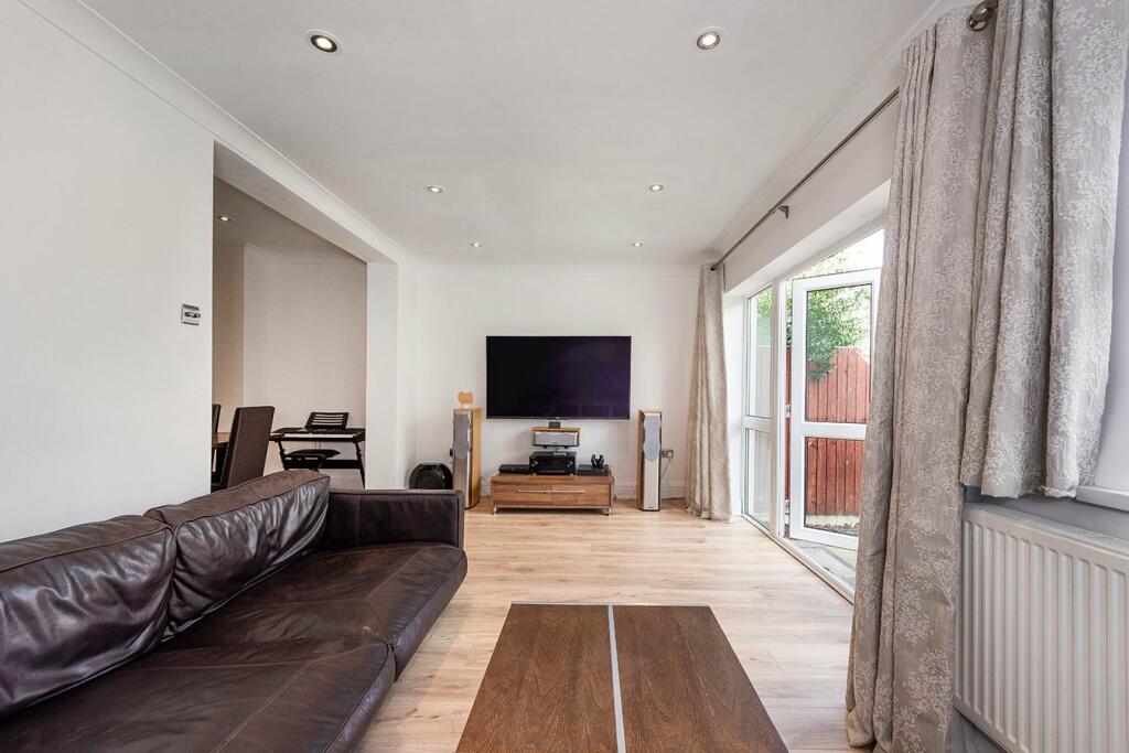 Additional image 5 of Winchelsea Avenue, Bexleyheath, DA7