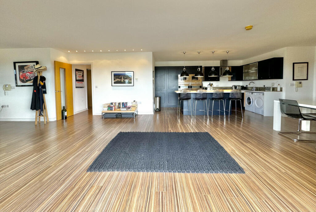 Additional image 21 of Clarendon Avenue, Leamington Spa, Large Penthouse & Roof Terrace