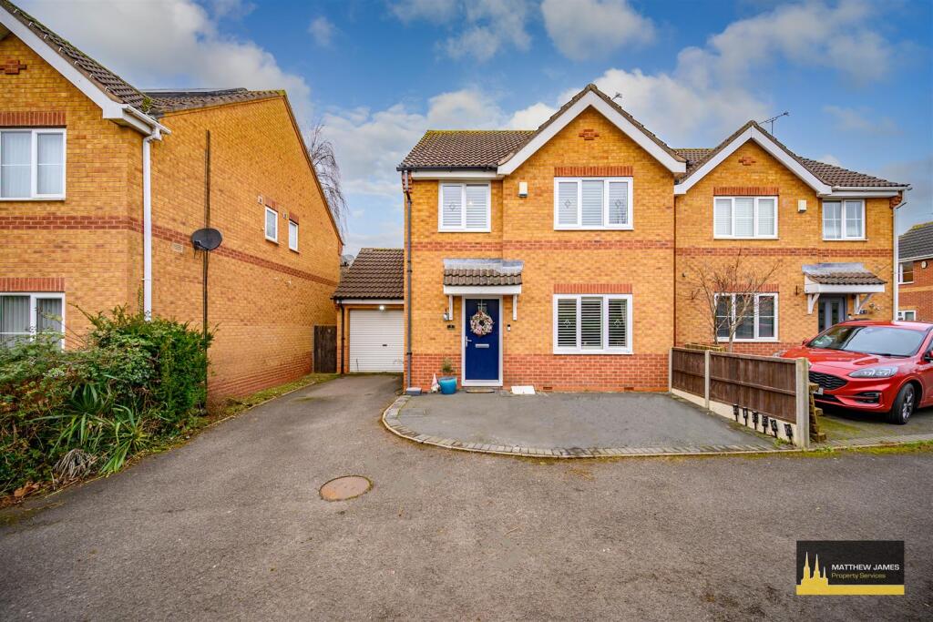Larkin Grove, Walsgrave, Coventry * CUL-DE-SAC LOCATION *