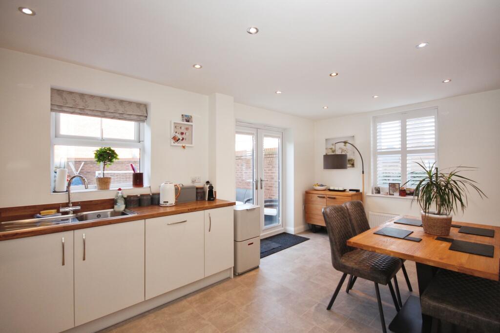 Additional image 4 of Woodhead Road, Warwick, Warwickshire, CV34