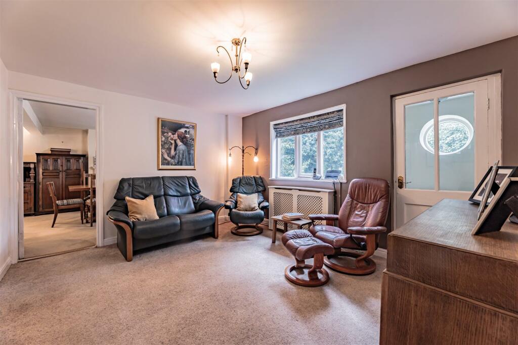 Additional image 8 of Exceptional detached period property tucked away on a quiet leafy road