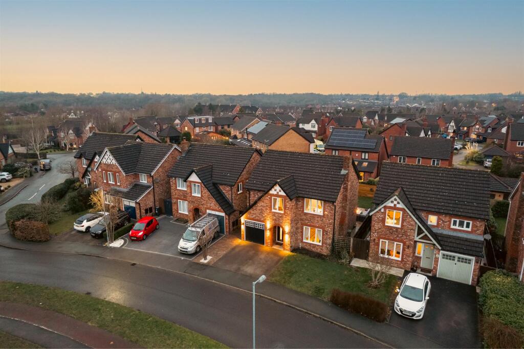 Additional image 2 of An Exceptional Family Home, Conveniently Placed in Kingsmead