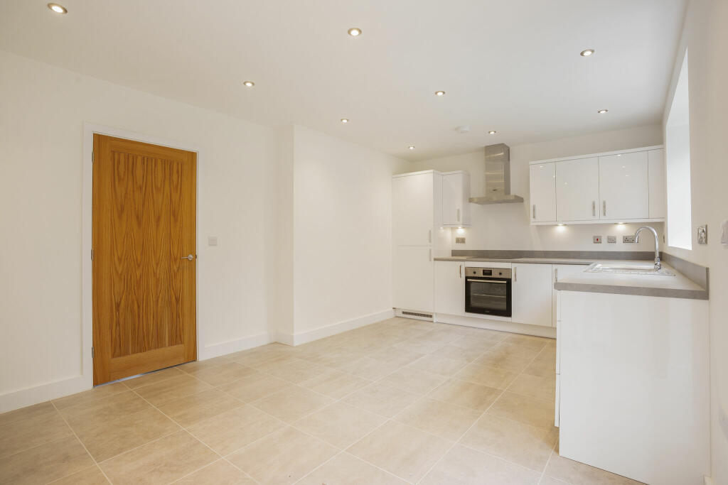 Additional image 5 of Headland Rise, Stratford-Upon-Avon, CV37