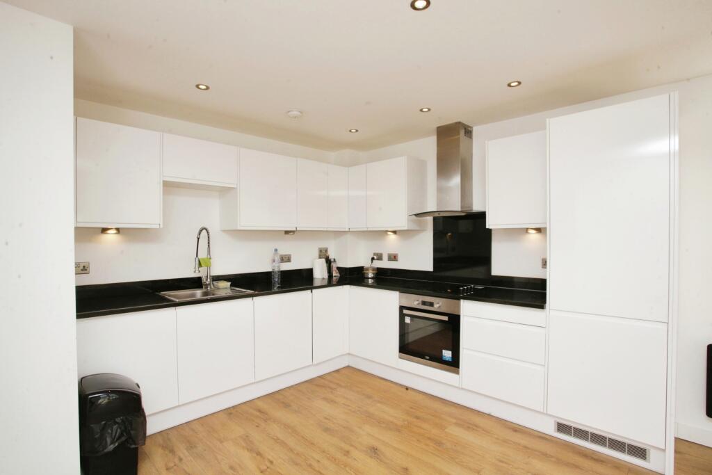 Additional image 4 of Woodside Park, Rugby, Warwickshire, CV21