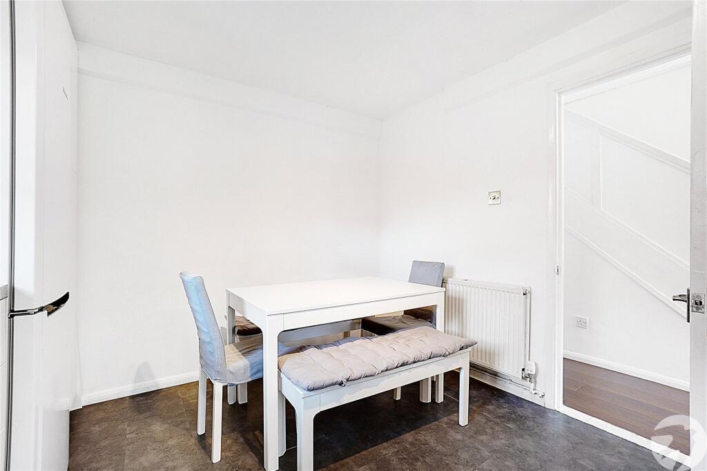 Additional image 7 of Fountain Walk, Northfleet, Gravesend, Kent, DA11