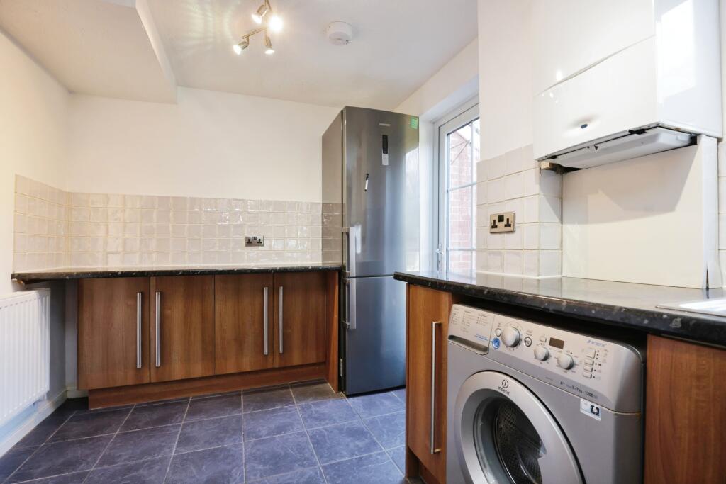 Additional image 7 of Ascot Close, Stratford-upon-avon, CV37