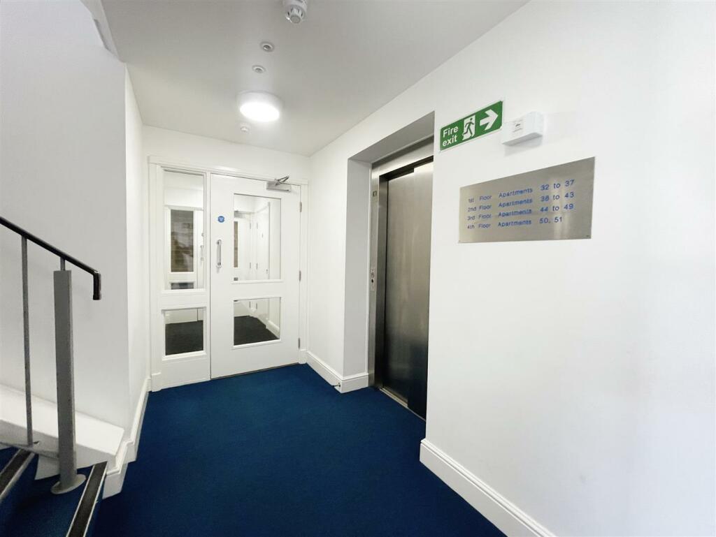 Additional image 44 of Andrews Close, Warwick