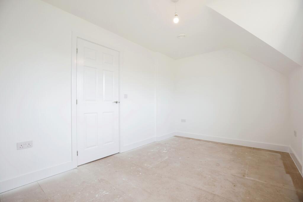 Additional image 5 of The Paddocks, Cubbington, CV32