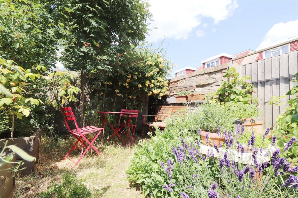 Additional image 15 of Fairmont Close, Belvedere, Kent, DA17
