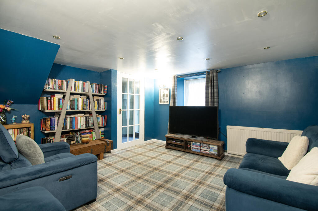 Additional image 2 of William Street, Montrose, DD10