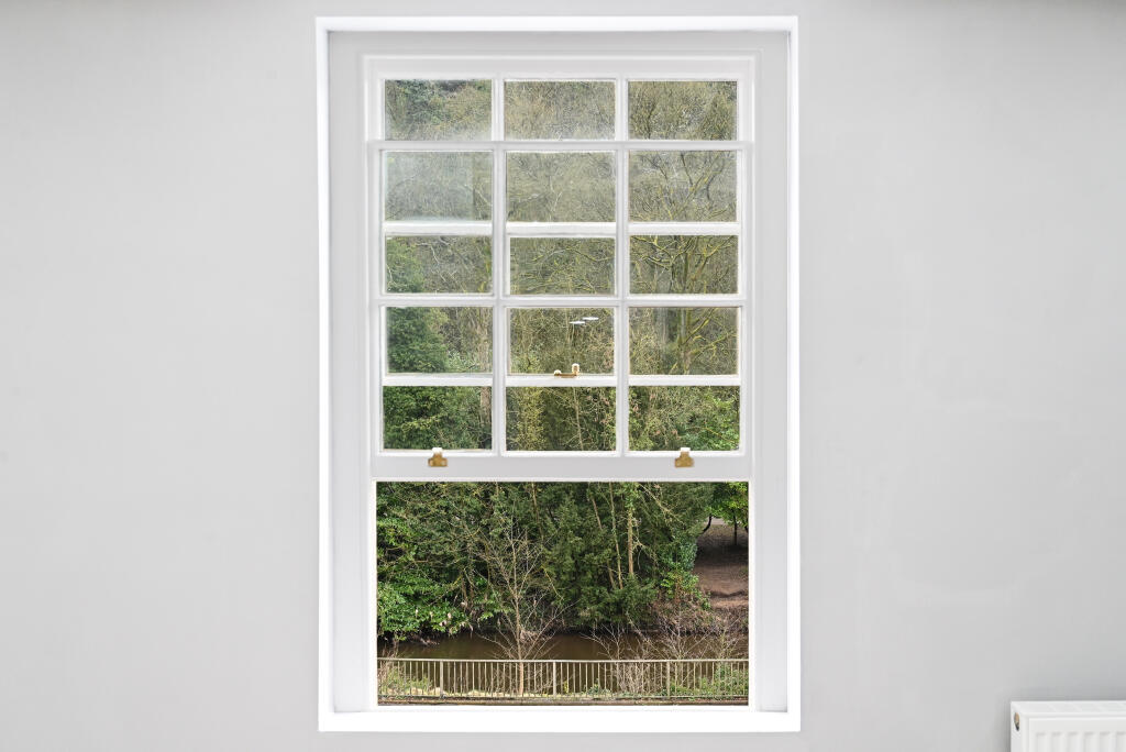 Additional image 9 of 156 South Parade, Matlock Bath, Matlock DE4 3NR