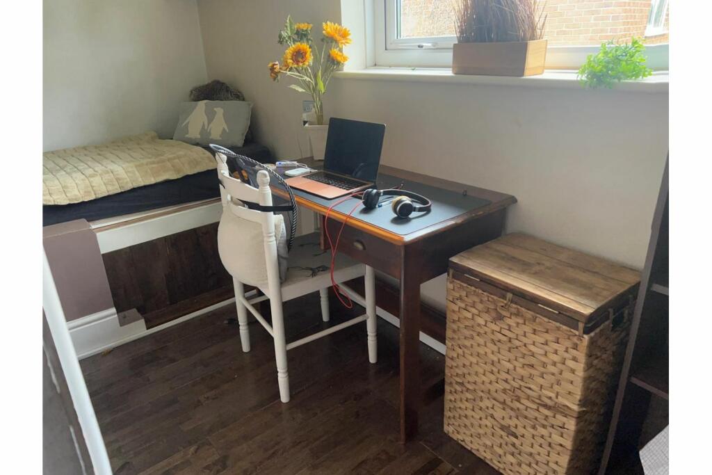 Additional image 14 of School Croft, Warwick, CV35