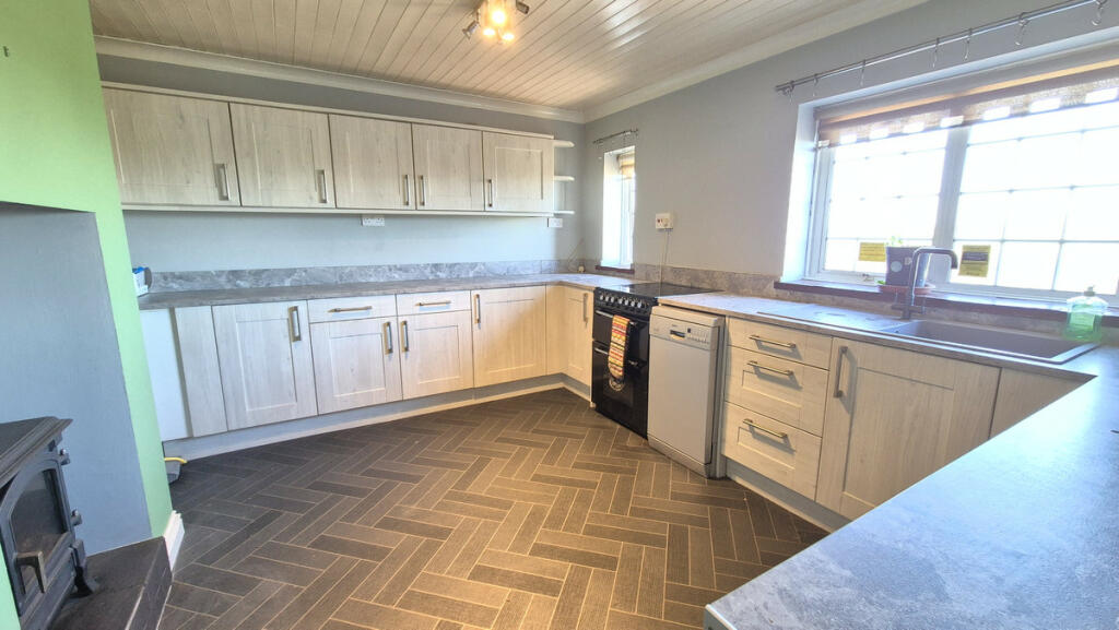 Additional image 3 of Station Road, Bishops Itchington, CV47