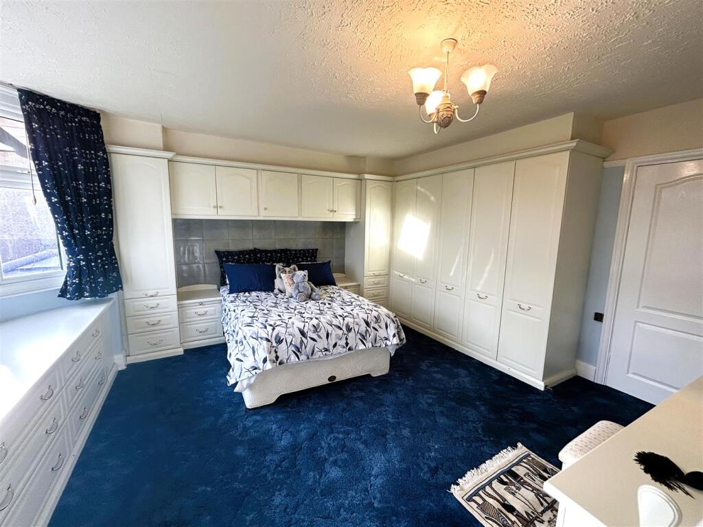 Additional image 23 of Laceyfields Road, Heanor