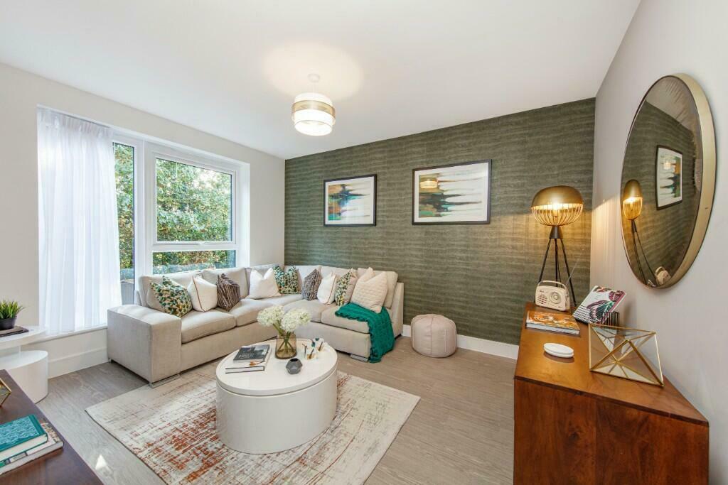Primary image of Bronze Walk,
Erith,
DA8 1FH