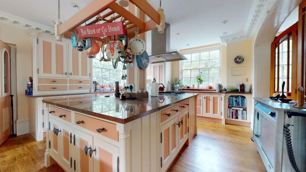 Additional image 8 of Thong Lane, Shorne,