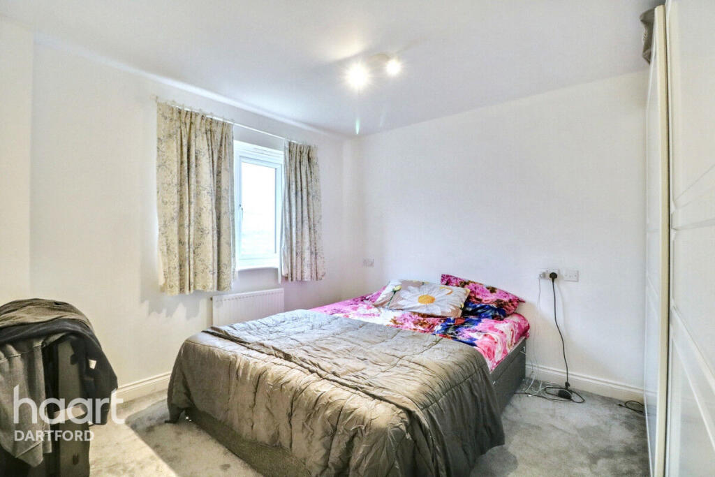 Additional image 5 of Critchley Avenue, Dartford