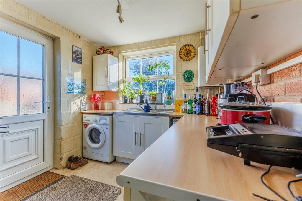 Additional image 8 of Parsons Close, Shipston On Stour