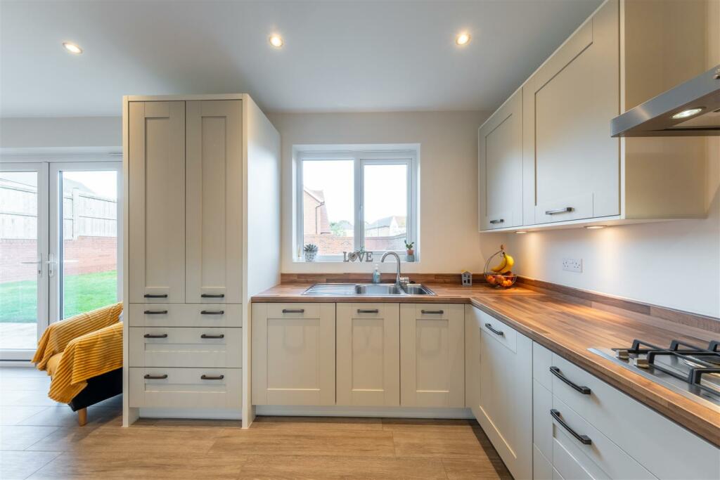 Additional image 4 of Woods Road, Hartford, Cheshire