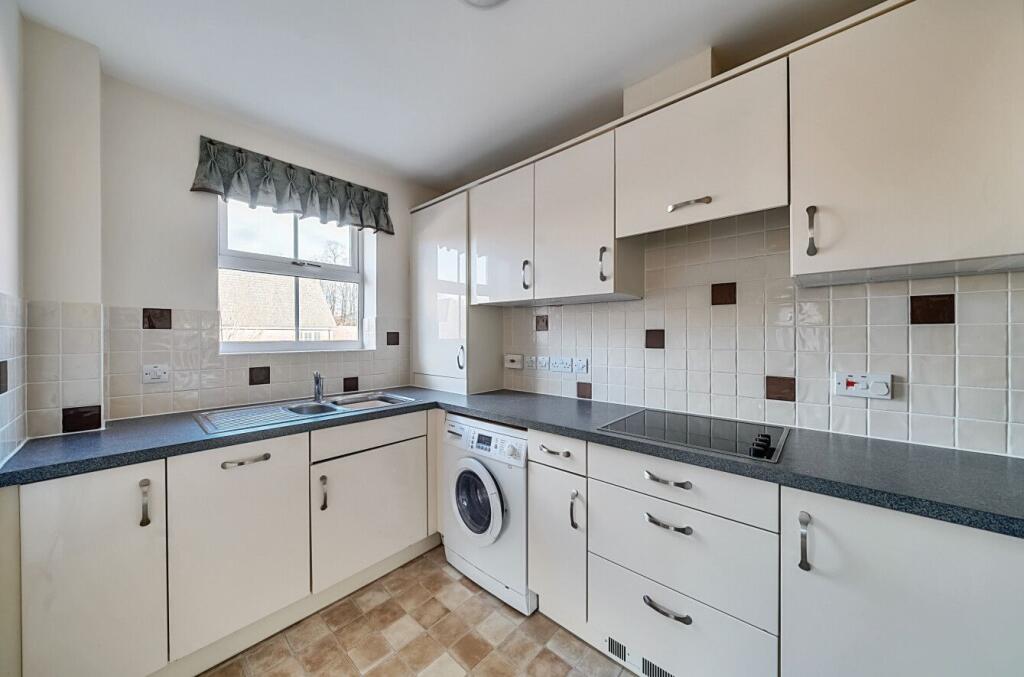 Additional image 3 of Streeton House, Lime Tree Village, Cawston, Rugby, Warwickshire CV22 7SB
