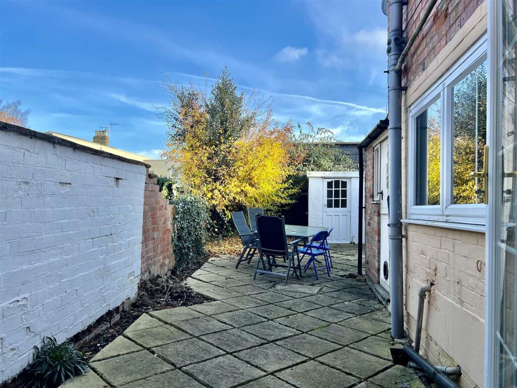 Additional image 16 of Grove Road, Stratford-Upon-Avon