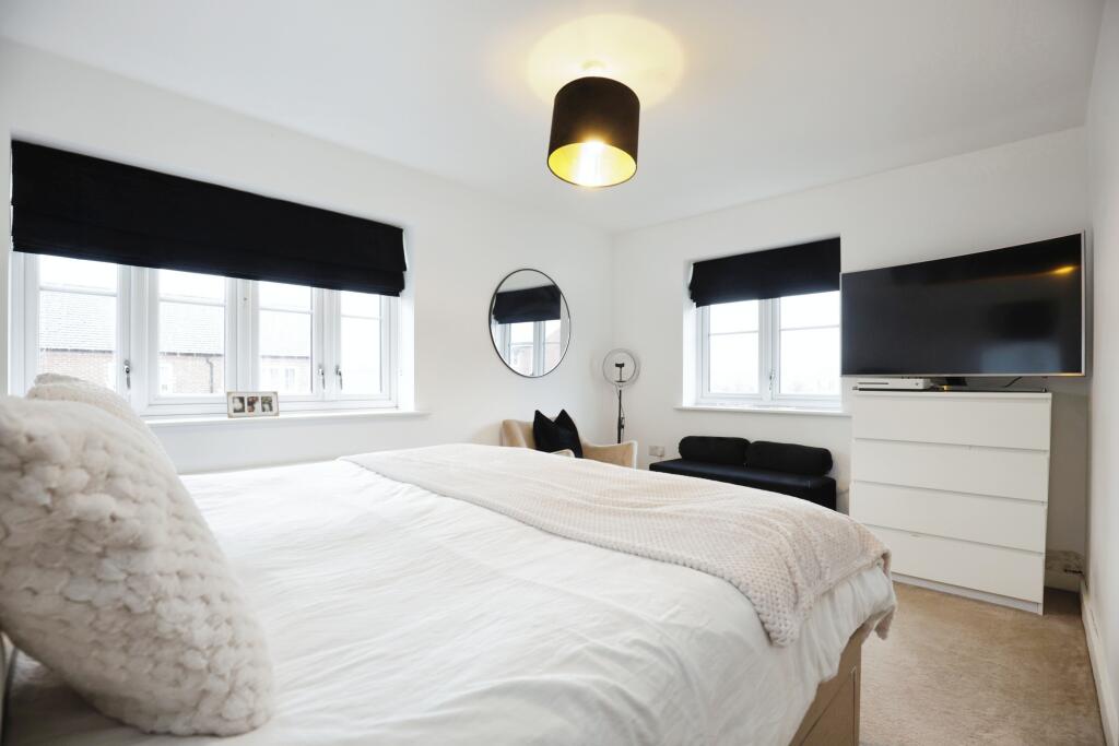 Additional image 7 of Drooper Drive, Stratford-upon-Avon, Warwickshire, CV37