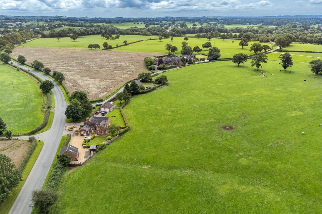 Additional image 28 of Lavender Cottage, Barthomley, Cheshire
