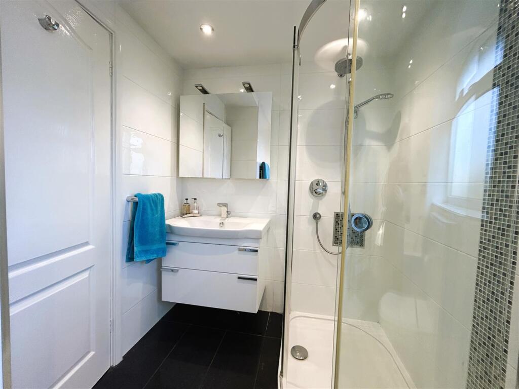 Additional image 24 of Laceyfields Road, Heanor