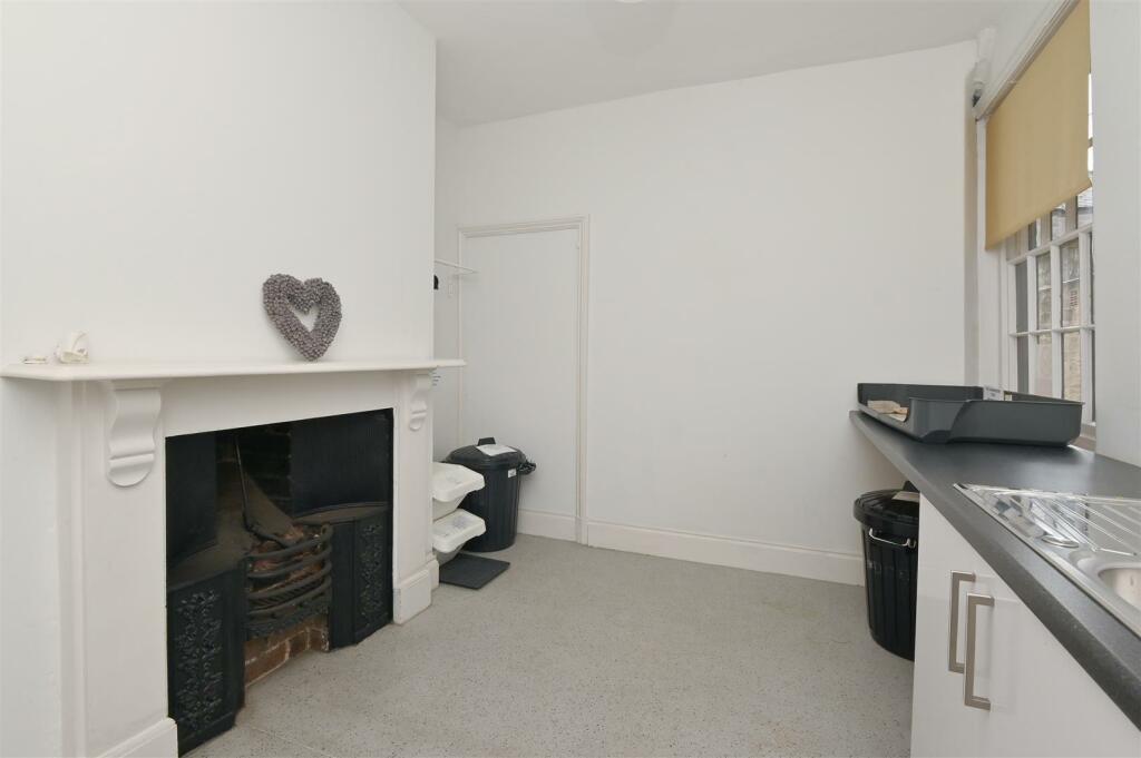 Additional image 12 of Matlock Street, Bakewell