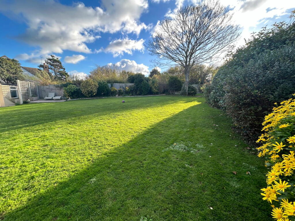 Additional image 15 of David Avenue, Cliftonville, Margate, CT9 3DU