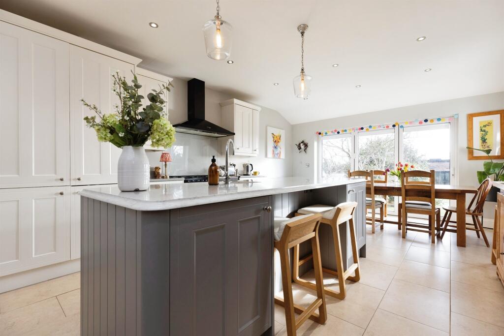 Additional image 20 of Glasshouse Lane, Kenilworth