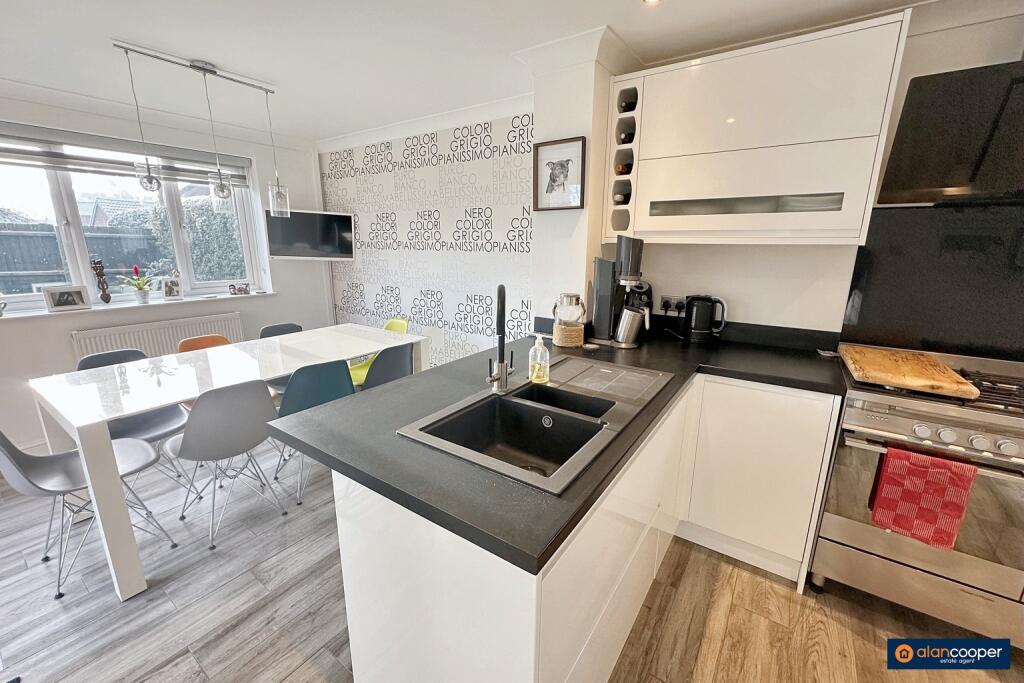 Additional image 12 of Hinckley Road, Stoke Golding, CV13 6DU