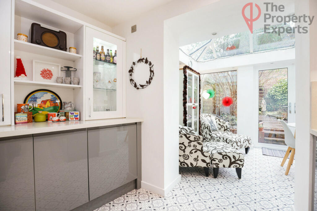 Additional image 5 of West Street, Warwick, CV34