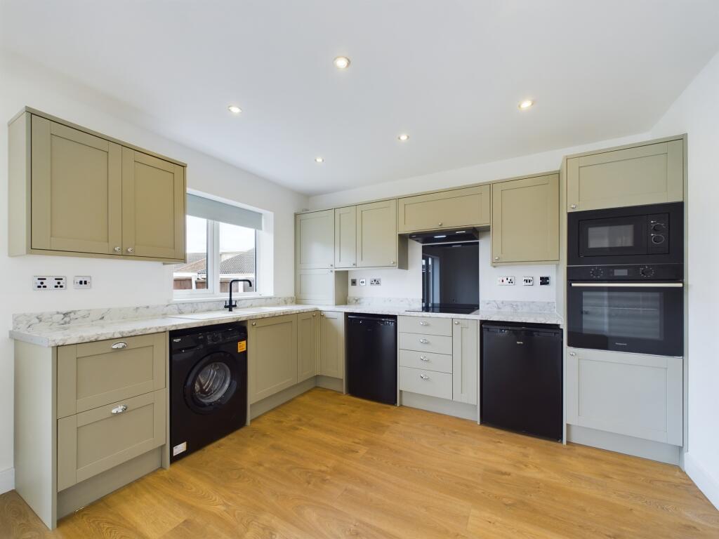 Additional image 5 of Tay Close, Stenson Fields