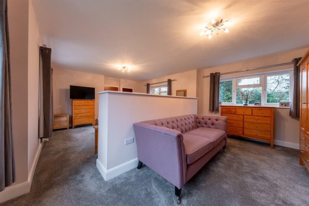 Additional image 33 of Rosslyn Lane, Cuddington