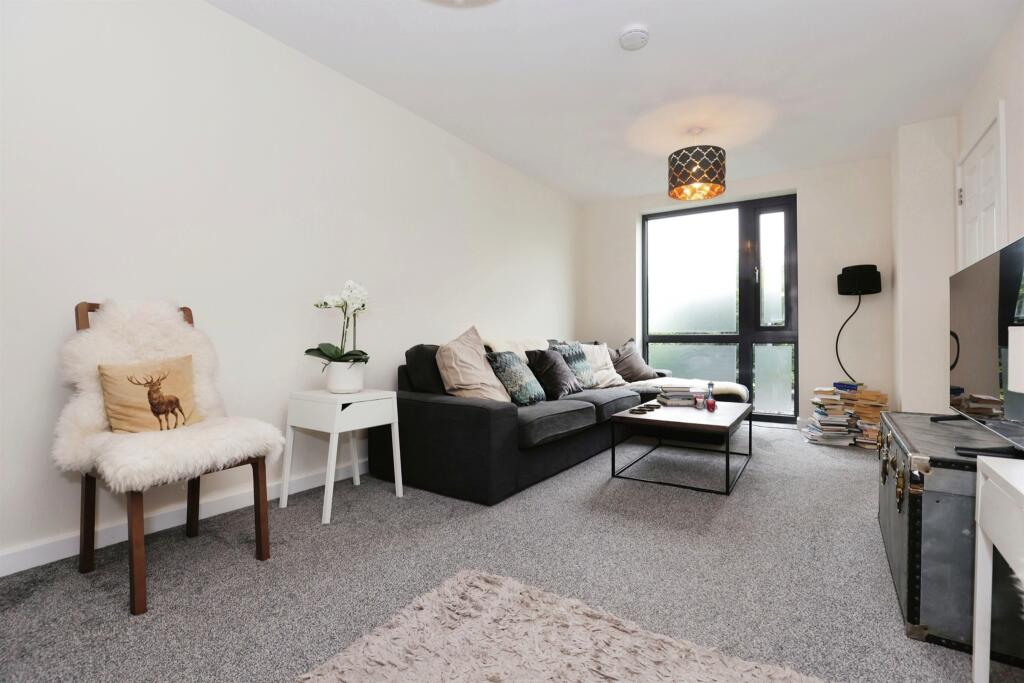 Additional image 4 of De Normanville Avenue, Leamington Spa