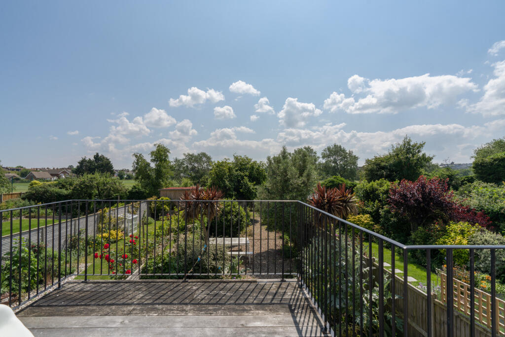 Additional image 5 of Island Wall, Whitstable, Kent